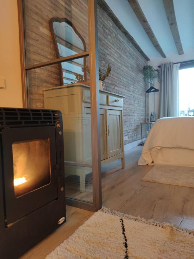 Cathedral Apartment *